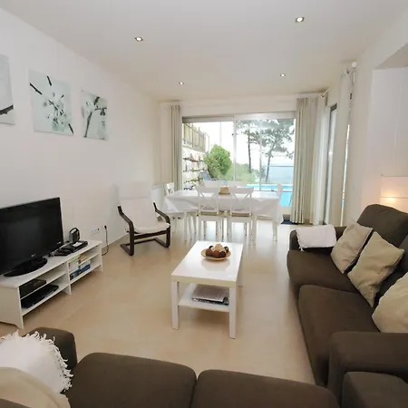 Modern In Dom wakacyjny